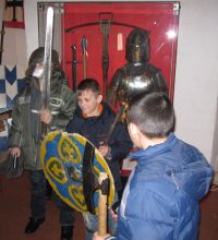 выставка, посвященная военной истории  Смоленщины в  XIII веке.